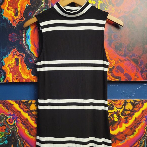 Elle ~ Sz Xsm ~ Horizontal Stripe ~ Sleeveless Top ~ NWOT - Picture 3 of 6